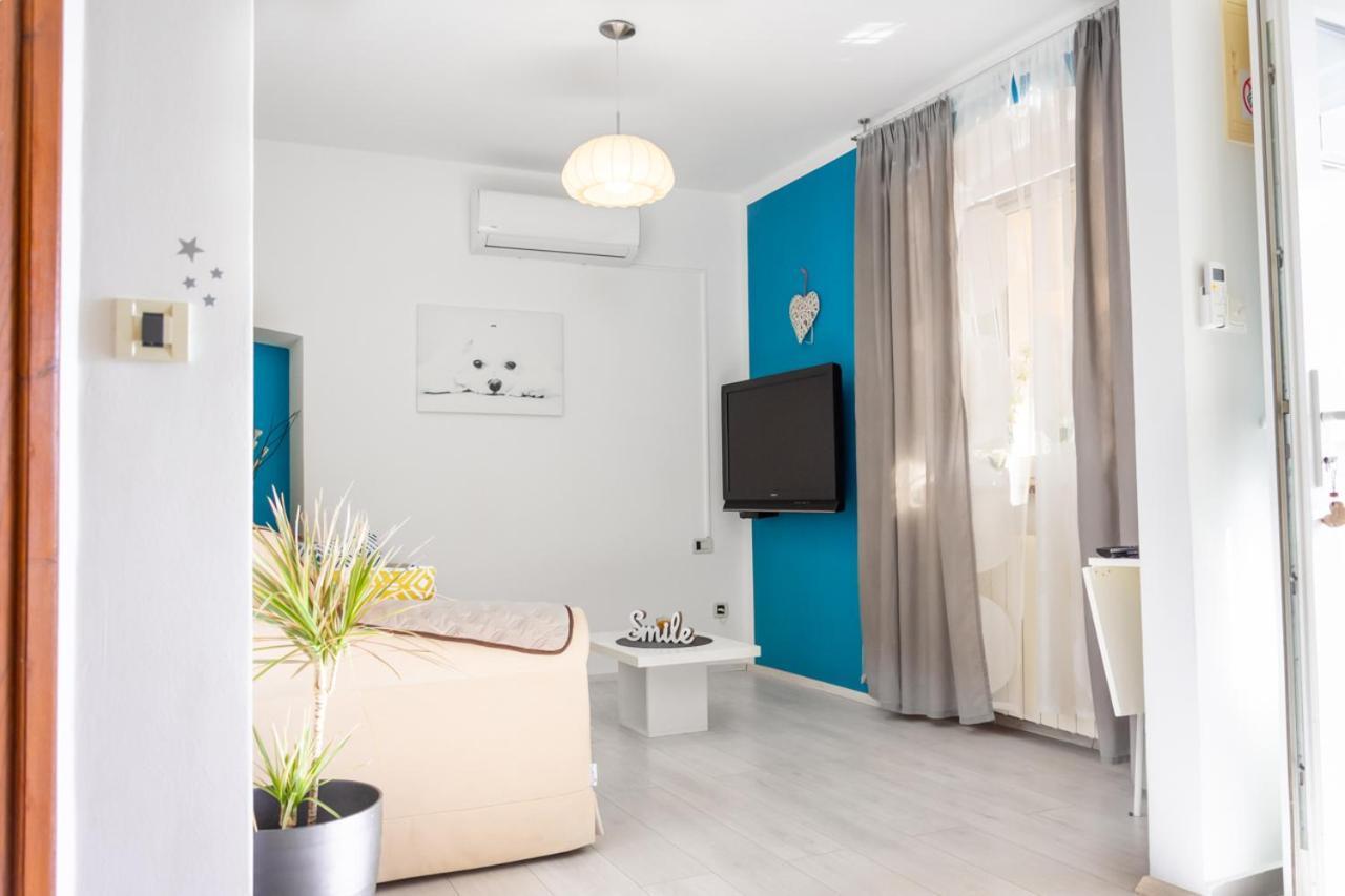 App Roko 2 Apartman